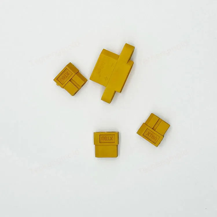 特诚科技PA66精密注塑件实拍 2
